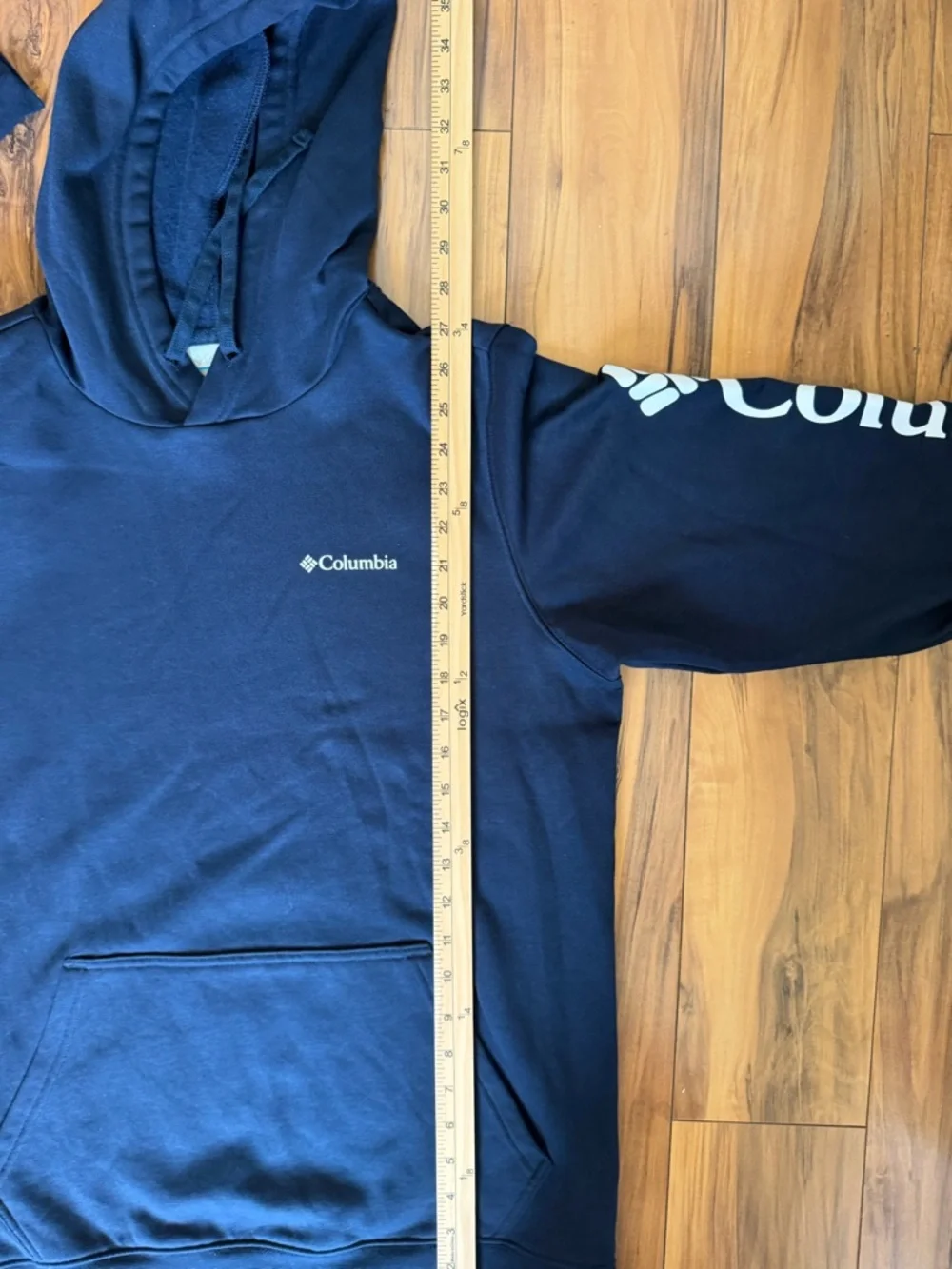 Columbia men’s Dark Blue Hooded Pullover